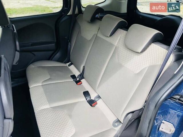Синий Форд Tourneo Courier, объемом двигателя 1.5 л и пробегом 106 тыс. км за 15500 $, фото 14 на Automoto.ua