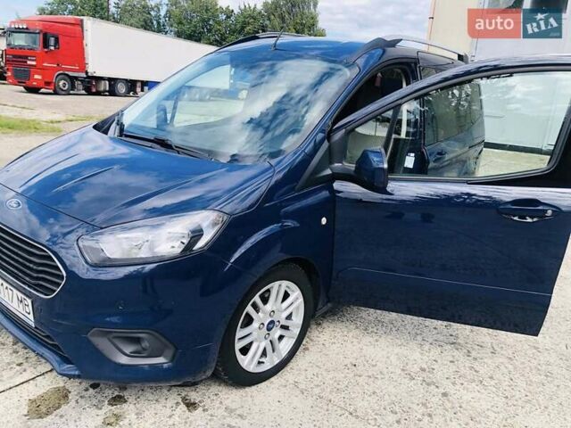 Синий Форд Tourneo Courier, объемом двигателя 1.5 л и пробегом 106 тыс. км за 15500 $, фото 12 на Automoto.ua