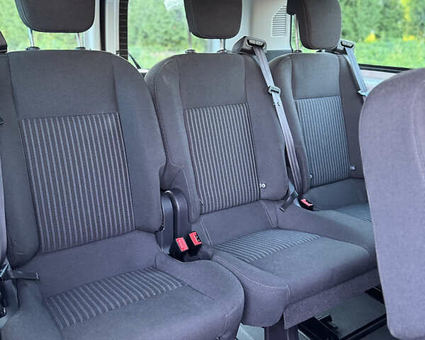 Белый Форд Турнео Кастом, объемом двигателя 2.2 л и пробегом 224 тыс. км за 16900 $, фото 18 на Automoto.ua