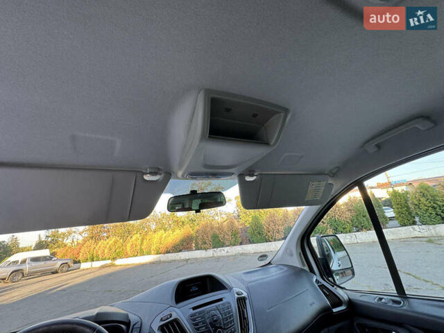 Белый Форд Турнео Кастом, объемом двигателя 2.2 л и пробегом 224 тыс. км за 16900 $, фото 19 на Automoto.ua