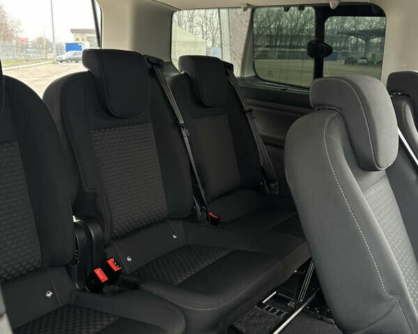 Белый Форд Турнео Кастом, объемом двигателя 2 л и пробегом 196 тыс. км за 23640 $, фото 11 на Automoto.ua