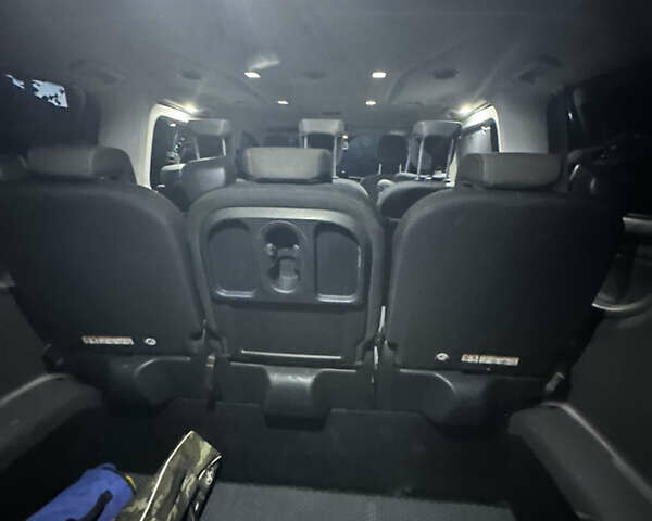 Бежевий Форд Турнео Кастом, об'ємом двигуна 2 л та пробігом 79 тис. км за 37000 $, фото 34 на Automoto.ua