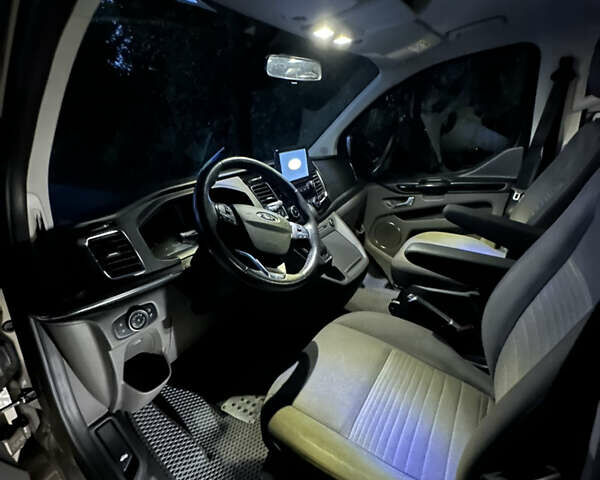 Бежевий Форд Турнео Кастом, об'ємом двигуна 2 л та пробігом 79 тис. км за 37000 $, фото 25 на Automoto.ua