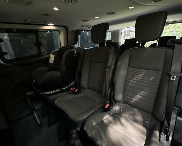 Бежевий Форд Турнео Кастом, об'ємом двигуна 2 л та пробігом 79 тис. км за 37000 $, фото 14 на Automoto.ua