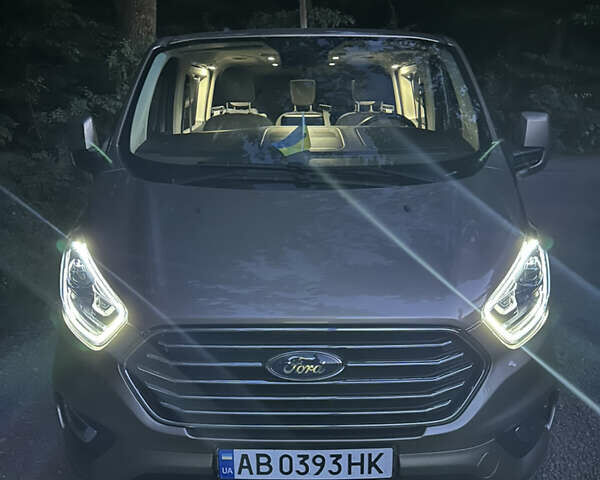 Бежевий Форд Турнео Кастом, об'ємом двигуна 2 л та пробігом 79 тис. км за 37000 $, фото 39 на Automoto.ua