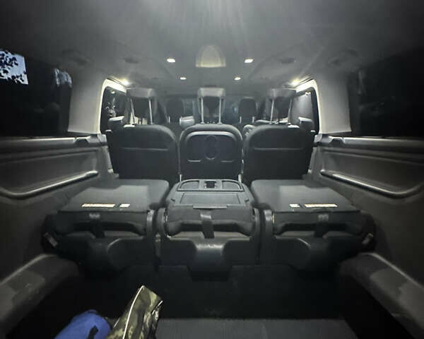 Бежевий Форд Турнео Кастом, об'ємом двигуна 2 л та пробігом 79 тис. км за 37000 $, фото 35 на Automoto.ua