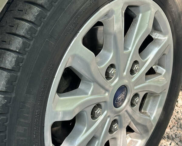 Бежевий Форд Турнео Кастом, об'ємом двигуна 2 л та пробігом 79 тис. км за 37000 $, фото 12 на Automoto.ua