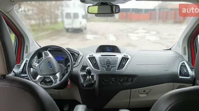 Червоний Форд Турнео Кастом, об'ємом двигуна 2.2 л та пробігом 106 тис. км за 22500 $, фото 16 на Automoto.ua