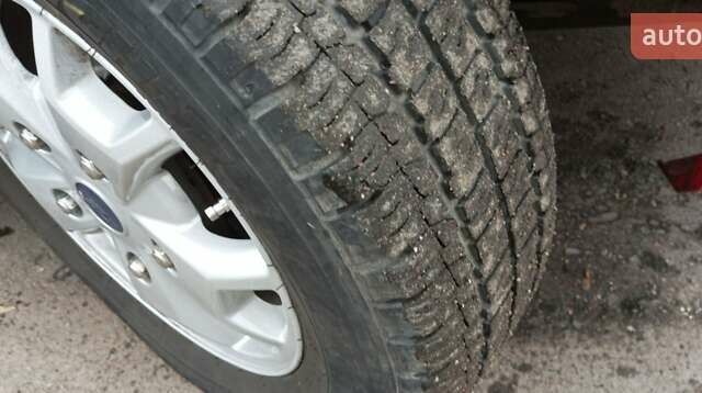 Червоний Форд Турнео Кастом, об'ємом двигуна 2.2 л та пробігом 106 тис. км за 22500 $, фото 8 на Automoto.ua