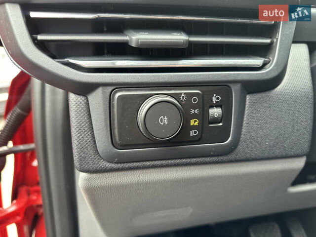 Форд Турнео Кастом 2024 в Киеве на Automoto.ua Красный Форд Турнео Кастом, объемом двигателя 2 л и пробегом 2 тыс. км за 55000 $, фото 11 на Automoto.ua