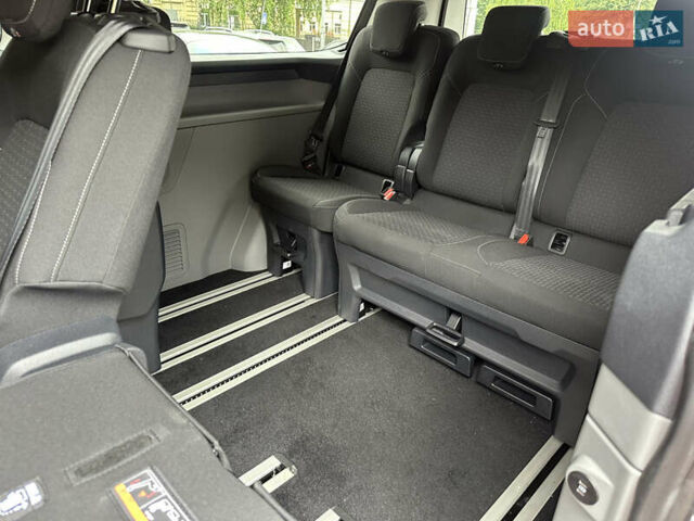 Форд Турнео Кастом 2024 в Киеве на Automoto.ua Красный Форд Турнео Кастом, объемом двигателя 2 л и пробегом 2 тыс. км за 55000 $, фото 28 на Automoto.ua