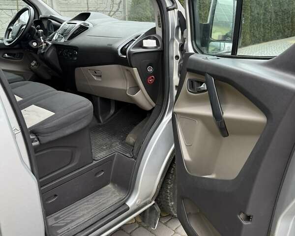 Форд Турнео Кастом, объемом двигателя 2.2 л и пробегом 560 тыс. км за 13900 $, фото 5 на Automoto.ua