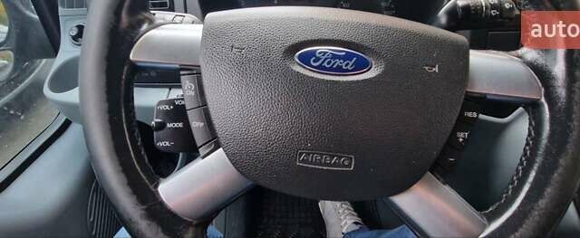 Форд Турнео Кастом 2012 в Броварах на Automoto.ua Серый Форд Турнео Кастом, объемом двигателя 2.2 л и пробегом 228 тыс. км за 12000 $, фото 20 на Automoto.ua