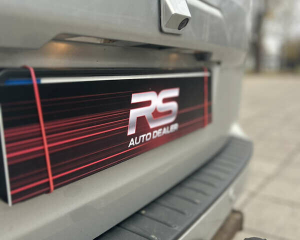 Сірий Форд Турнео Кастом, об'ємом двигуна 2.2 л та пробігом 336 тис. км за 17500 $, фото 10 на Automoto.ua