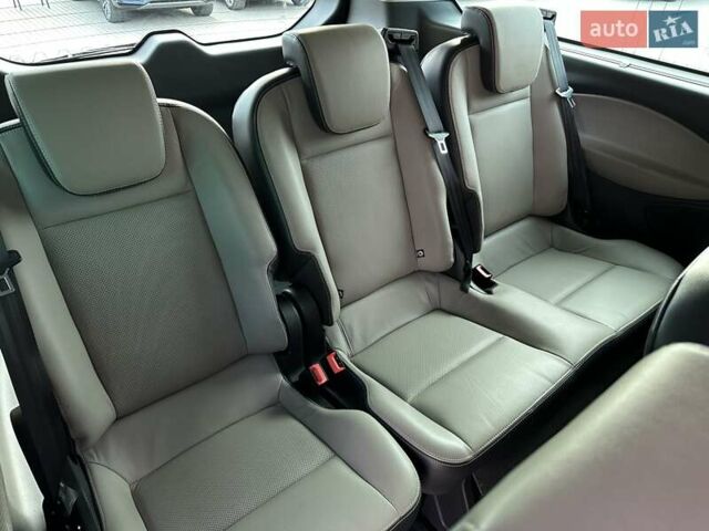 Форд Турнео Кастом 2015 в Мукачеве на Automoto.ua Серый Форд Турнео Кастом, объемом двигателя 2.2 л и пробегом 228 тыс. км за 19900 $, фото 19 на Automoto.ua