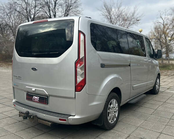 Сірий Форд Турнео Кастом, об'ємом двигуна 2.2 л та пробігом 336 тис. км за 17500 $, фото 8 на Automoto.ua