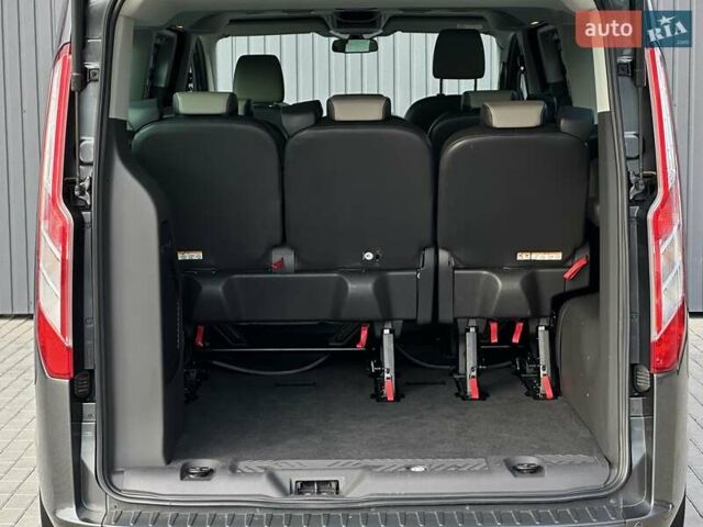 Форд Турнео Кастом 2015 в Мукачеве на Automoto.ua Серый Форд Турнео Кастом, объемом двигателя 2.2 л и пробегом 228 тыс. км за 19900 $, фото 15 на Automoto.ua