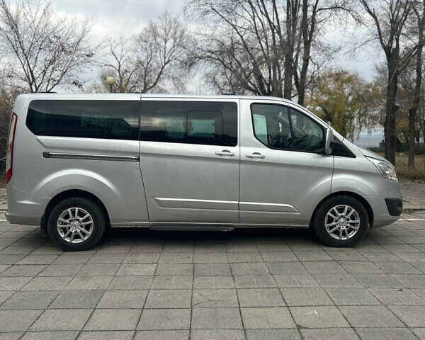 Сірий Форд Турнео Кастом, об'ємом двигуна 2.2 л та пробігом 336 тис. км за 17500 $, фото 6 на Automoto.ua