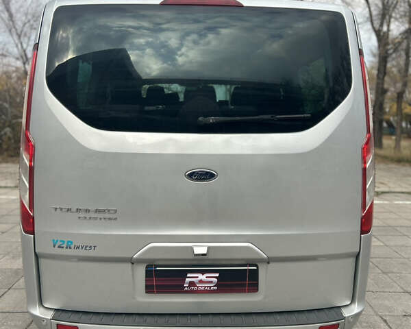 Сірий Форд Турнео Кастом, об'ємом двигуна 2.2 л та пробігом 336 тис. км за 17500 $, фото 7 на Automoto.ua