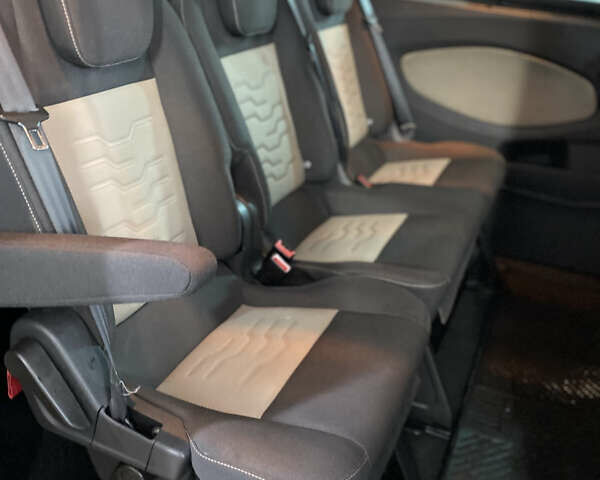 Сірий Форд Турнео Кастом, об'ємом двигуна 2 л та пробігом 193 тис. км за 25000 $, фото 47 на Automoto.ua