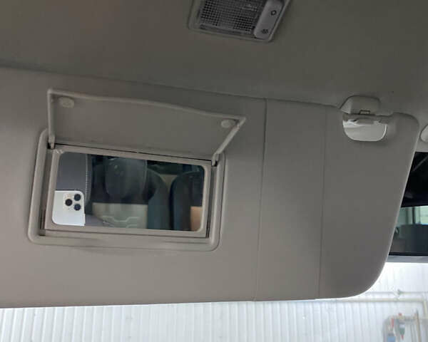 Сірий Форд Турнео Кастом, об'ємом двигуна 2 л та пробігом 193 тис. км за 22000 $, фото 25 на Automoto.ua