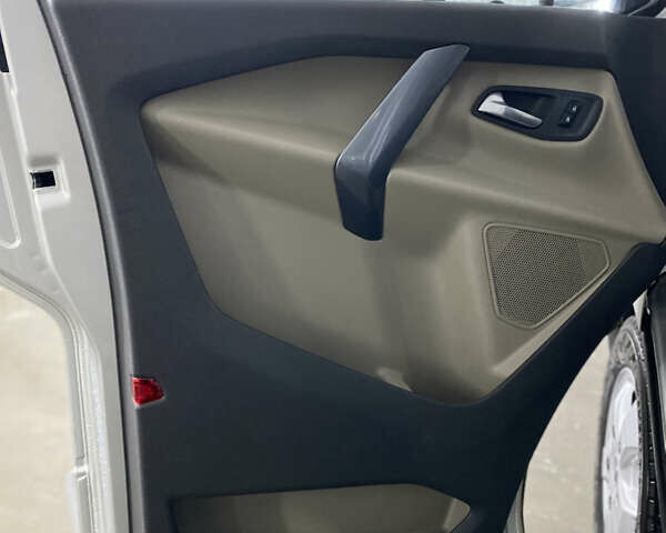 Сірий Форд Турнео Кастом, об'ємом двигуна 2 л та пробігом 193 тис. км за 25000 $, фото 58 на Automoto.ua