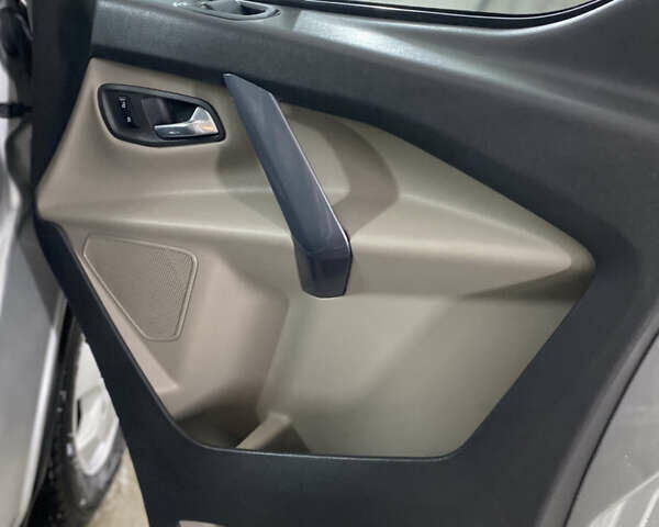 Сірий Форд Турнео Кастом, об'ємом двигуна 2 л та пробігом 193 тис. км за 25000 $, фото 45 на Automoto.ua