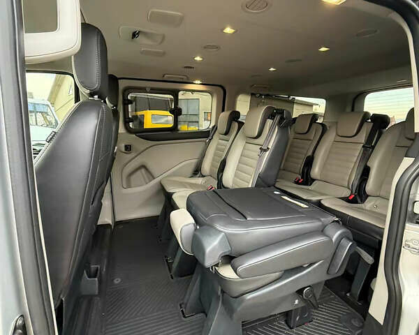 Серый Форд Турнео Кастом, объемом двигателя 2 л и пробегом 167 тыс. км за 25999 $, фото 20 на Automoto.ua