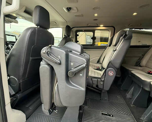 Серый Форд Турнео Кастом, объемом двигателя 2 л и пробегом 167 тыс. км за 25999 $, фото 24 на Automoto.ua