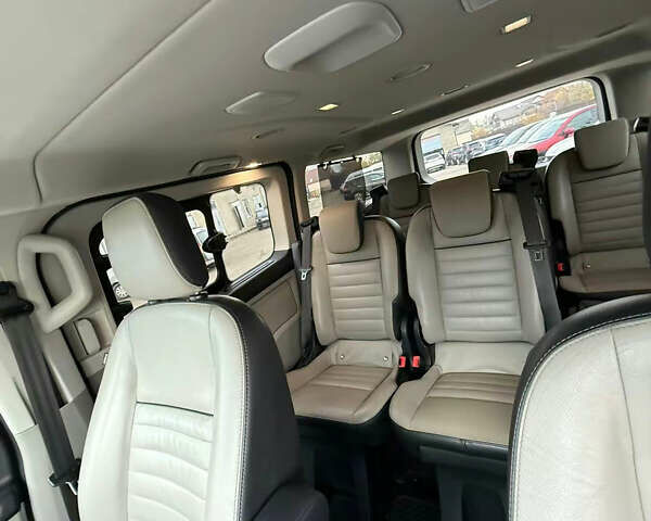 Серый Форд Турнео Кастом, объемом двигателя 2 л и пробегом 167 тыс. км за 25999 $, фото 23 на Automoto.ua