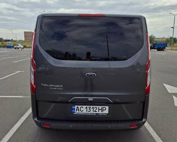 Серый Форд Турнео Кастом, объемом двигателя 2 л и пробегом 19 тыс. км за 56000 $, фото 25 на Automoto.ua