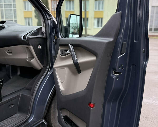 Синий Форд Турнео Кастом, объемом двигателя 2.2 л и пробегом 213 тыс. км за 17650 $, фото 37 на Automoto.ua