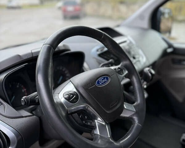 Синий Форд Турнео Кастом, объемом двигателя 2.2 л и пробегом 213 тыс. км за 17650 $, фото 25 на Automoto.ua