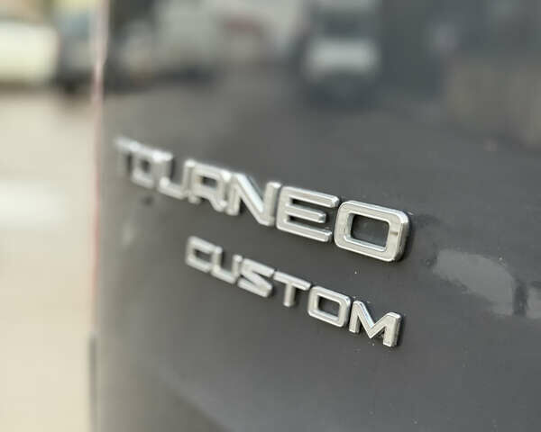 Синий Форд Турнео Кастом, объемом двигателя 2.2 л и пробегом 213 тыс. км за 17650 $, фото 17 на Automoto.ua