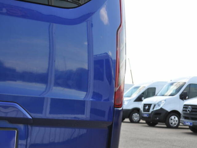 Синій Форд Турнео Кастом, об'ємом двигуна 2.2 л та пробігом 320 тис. км за 15500 $, фото 20 на Automoto.ua