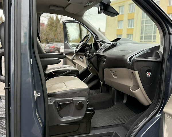 Синий Форд Турнео Кастом, объемом двигателя 2.2 л и пробегом 213 тыс. км за 17650 $, фото 36 на Automoto.ua