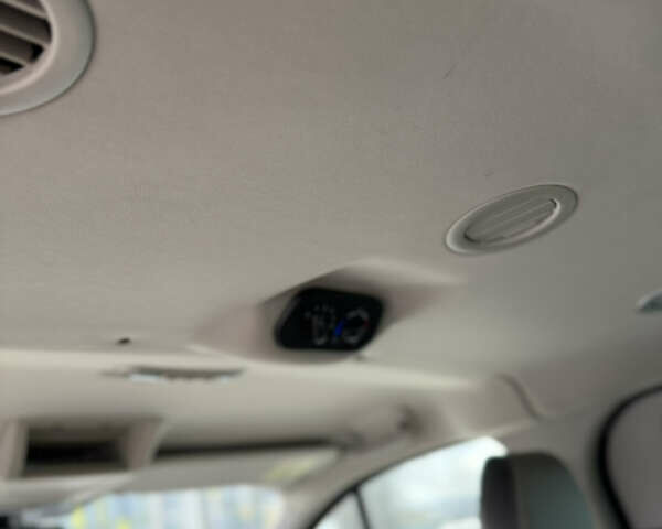 Синій Форд Турнео Кастом, об'ємом двигуна 2.2 л та пробігом 212 тис. км за 16700 $, фото 11 на Automoto.ua