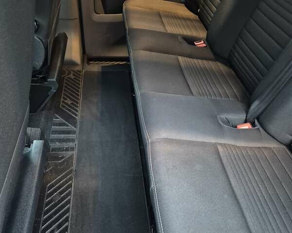Синій Форд Турнео Кастом, об'ємом двигуна 2 л та пробігом 162 тис. км за 22500 $, фото 28 на Automoto.ua