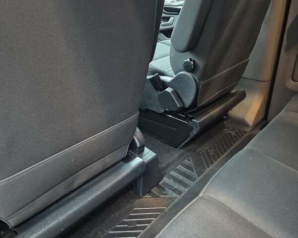 Синій Форд Турнео Кастом, об'ємом двигуна 2 л та пробігом 162 тис. км за 22500 $, фото 27 на Automoto.ua