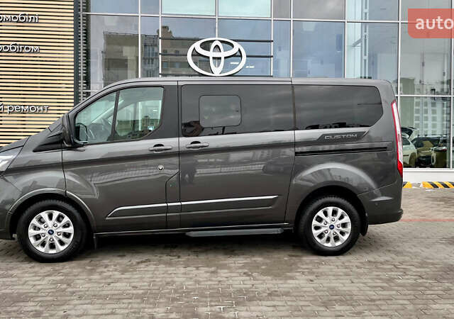 Зеленый Форд Турнео Кастом, объемом двигателя 2 л и пробегом 27 тыс. км за 34758 $, фото 1 на Automoto.ua