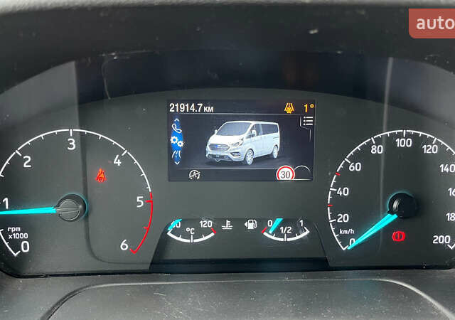 Зеленый Форд Турнео Кастом, объемом двигателя 2 л и пробегом 27 тыс. км за 34758 $, фото 16 на Automoto.ua