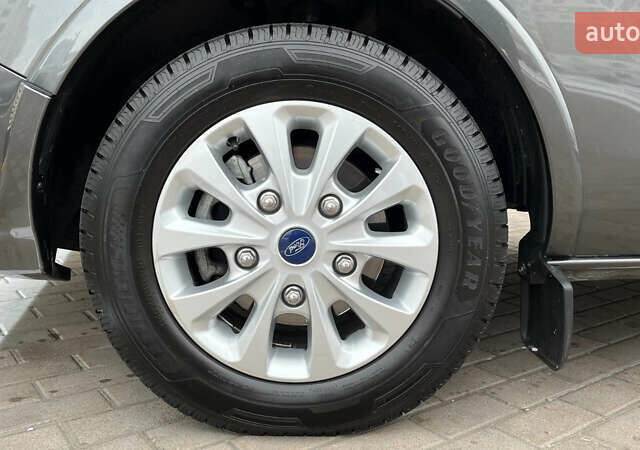 Зеленый Форд Турнео Кастом, объемом двигателя 2 л и пробегом 27 тыс. км за 34758 $, фото 12 на Automoto.ua