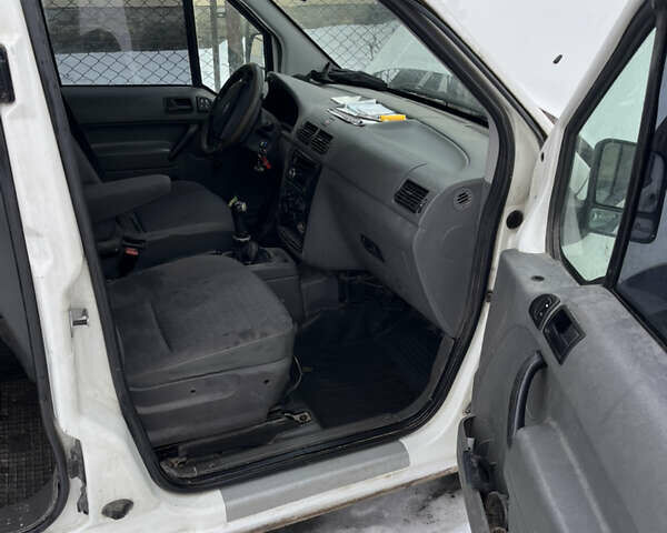 Білий Форд Транзит Коннект, об'ємом двигуна 1.75 л та пробігом 345 тис. км за 3200 $, фото 11 на Automoto.ua