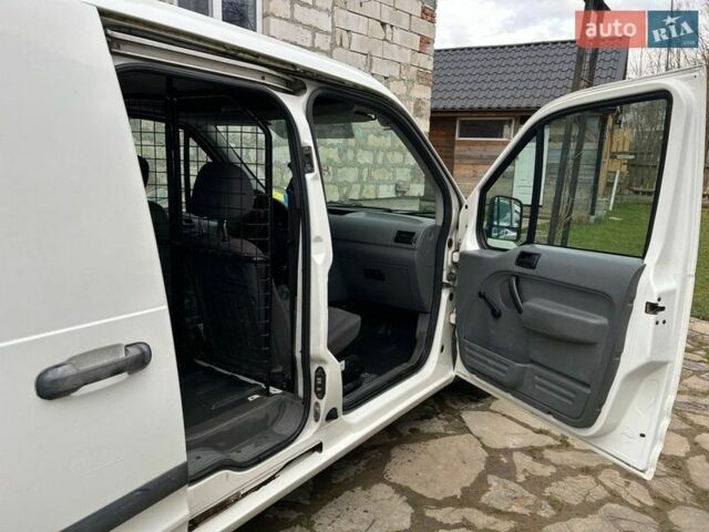 Белый Форд Транзит Коннект, объемом двигателя 1.8 л и пробегом 381 тыс. км за 2900 $, фото 7 на Automoto.ua
