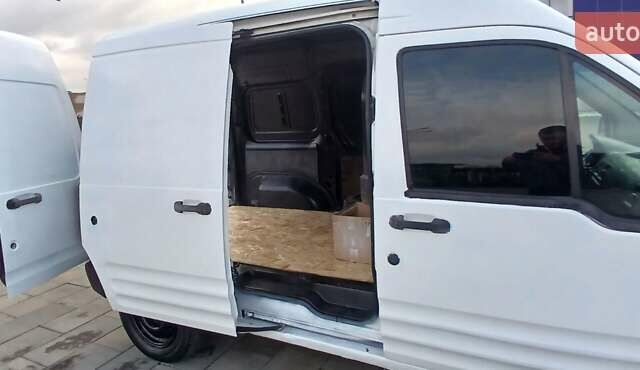 Білий Форд Транзит Коннект, об'ємом двигуна 1.75 л та пробігом 5 тис. км за 3000 $, фото 25 на Automoto.ua