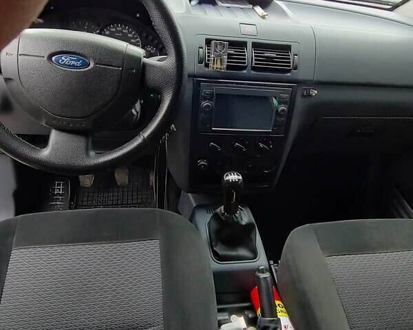 Білий Форд Транзит Коннект, об'ємом двигуна 1.75 л та пробігом 7 тис. км за 5500 $, фото 5 на Automoto.ua