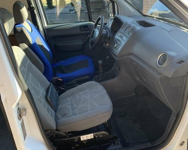 Білий Форд Транзит Коннект, об'ємом двигуна 1.75 л та пробігом 366 тис. км за 3900 $, фото 6 на Automoto.ua