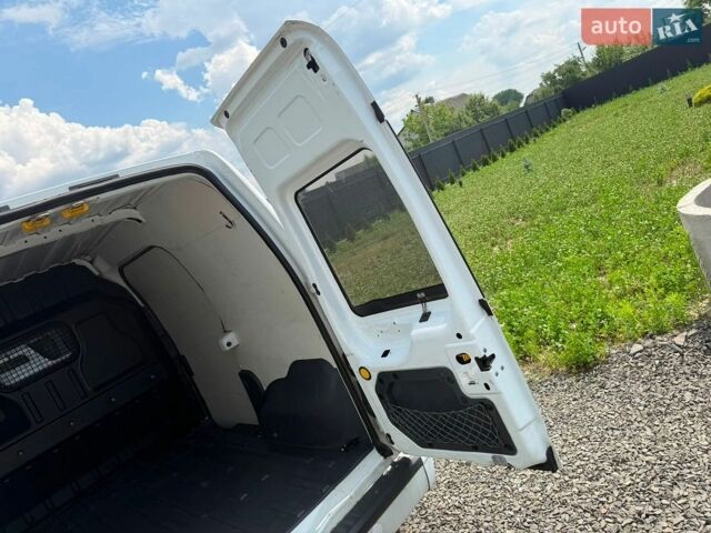 Білий Форд Транзит Коннект, об'ємом двигуна 1.8 л та пробігом 340 тис. км за 3700 $, фото 18 на Automoto.ua