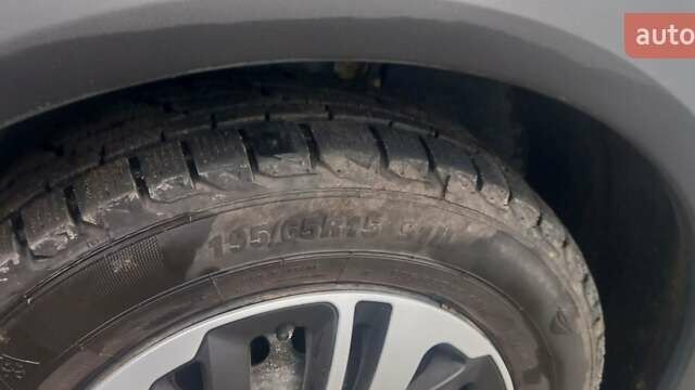 Белый Форд Транзит Коннект, объемом двигателя 1.8 л и пробегом 100 тыс. км за 3700 $, фото 6 на Automoto.ua