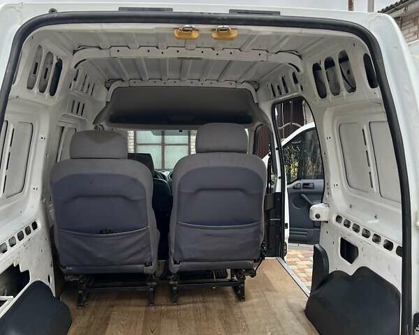 Білий Форд Транзит Коннект, об'ємом двигуна 1.75 л та пробігом 235 тис. км за 5200 $, фото 11 на Automoto.ua